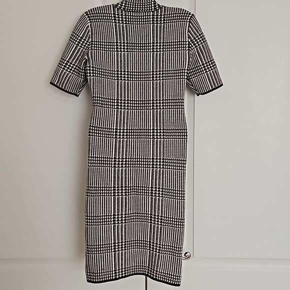 Chaps Women's Petite Houndstooth Sweater Pencil Midi Dress - Picture 3 of 16